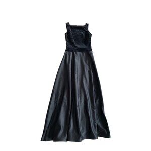 Long Black Tadashi Dress